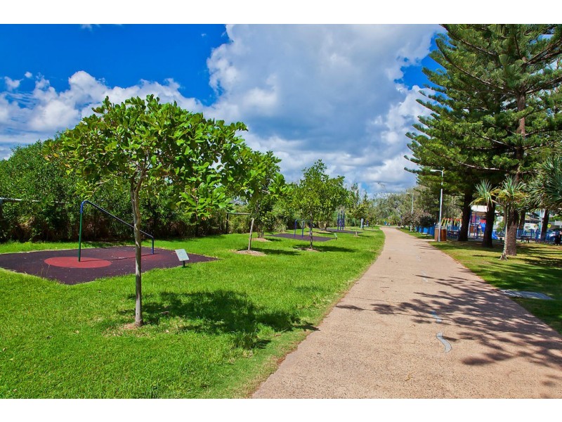 3/202 The Esplanade, Burleigh Heads QLD 4220
