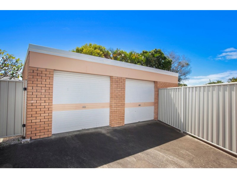 17 Lorikeet Lane, Burleigh Waters QLD 4220