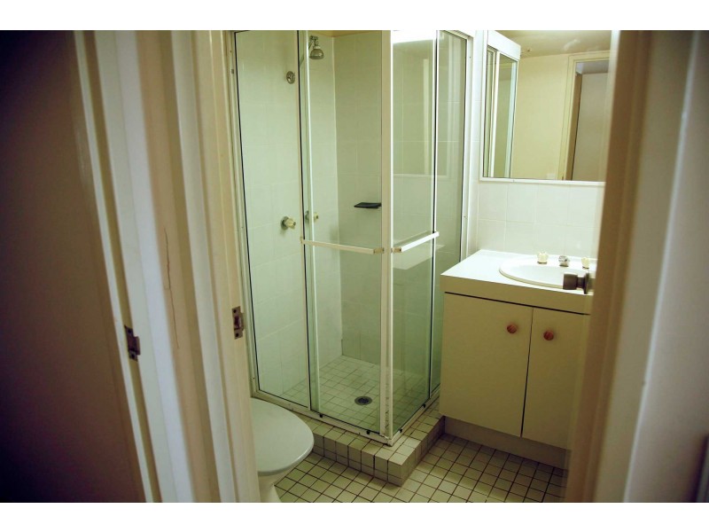 110/106 Marine Parade, Miami QLD 4220