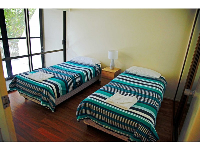 110/106 Marine Parade, Miami QLD 4220