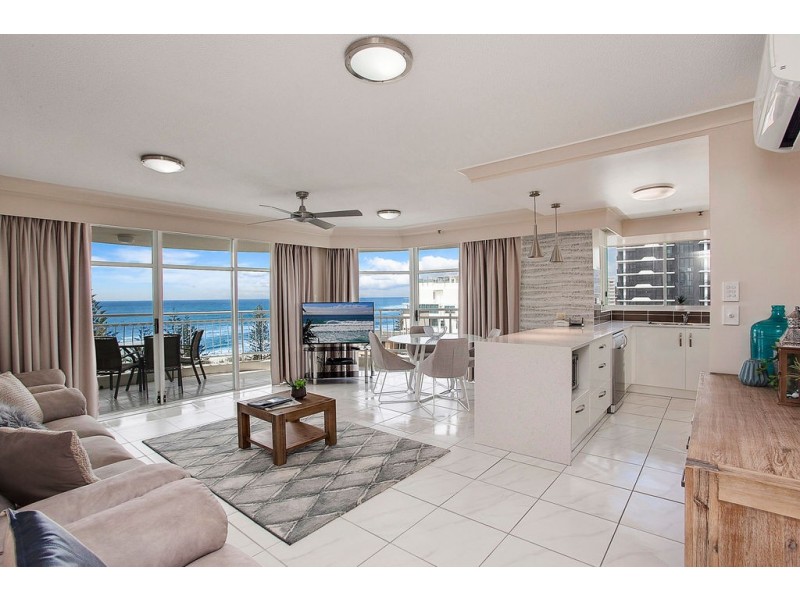 9C/3 Second Avenue, Burleigh Heads QLD 4220