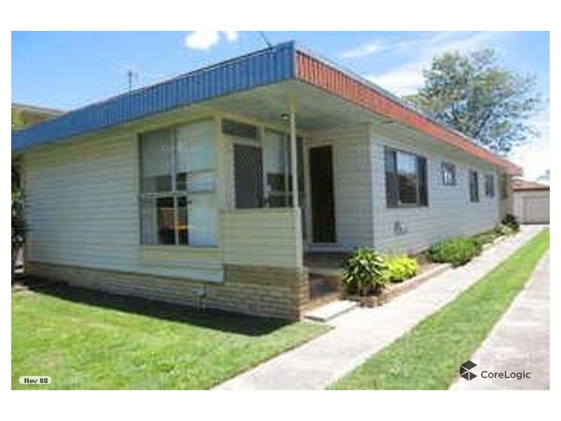 18 Sunshine Parade, Miami QLD 4220