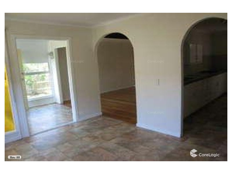 18 Sunshine Parade, Miami QLD 4220