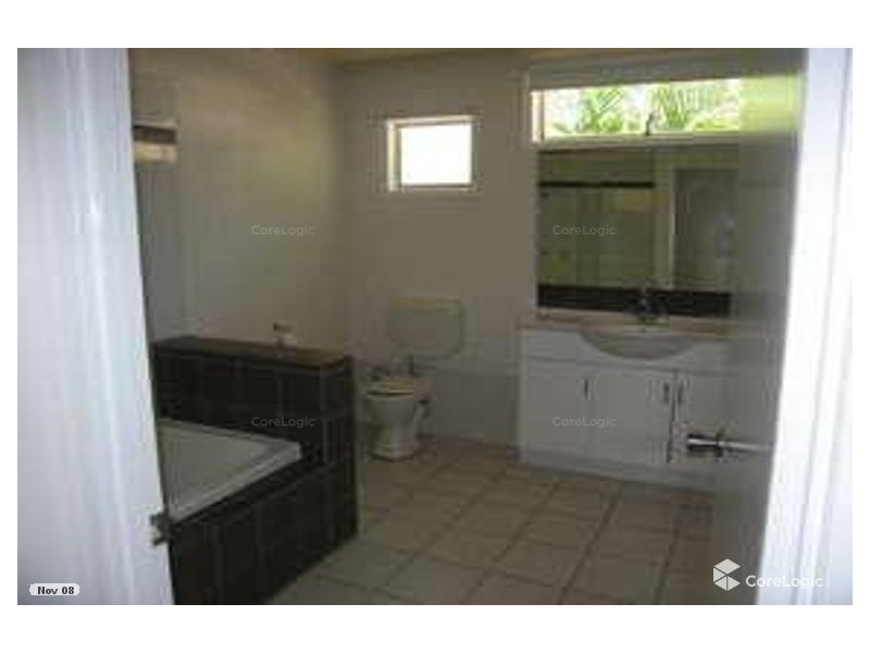 18 Sunshine Parade, Miami QLD 4220