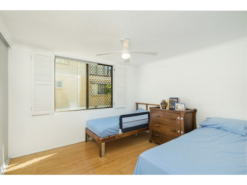 1/21 Hill Avenue, Burleigh Heads QLD 4220