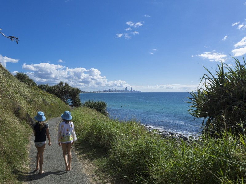 2/45 Hayle Street, Burleigh Heads QLD 4220