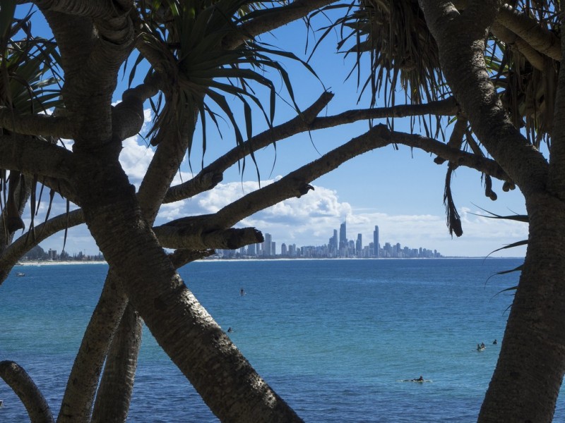 2/45 Hayle Street, Burleigh Heads QLD 4220