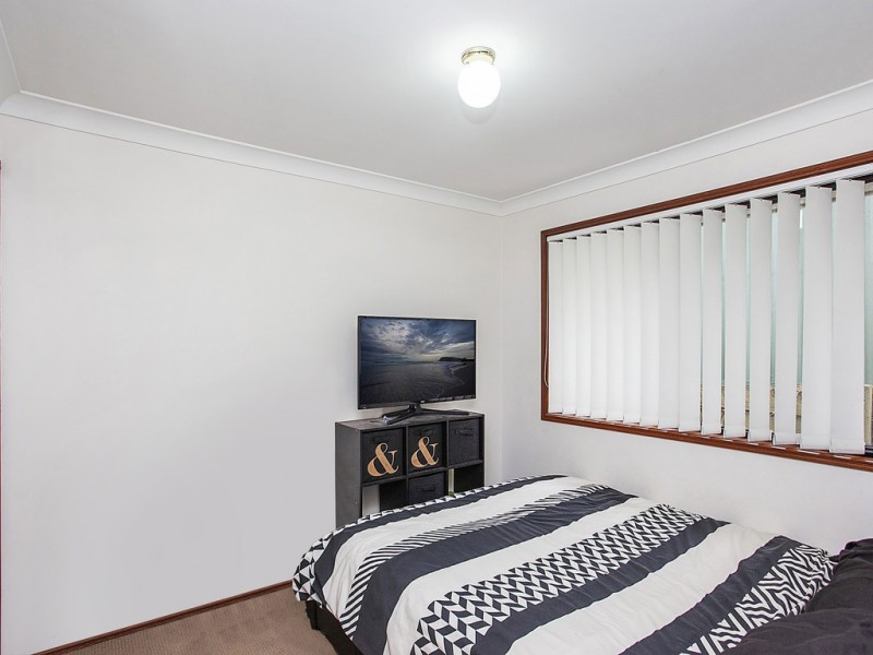 4 Carlton Court, Arundel QLD 4214