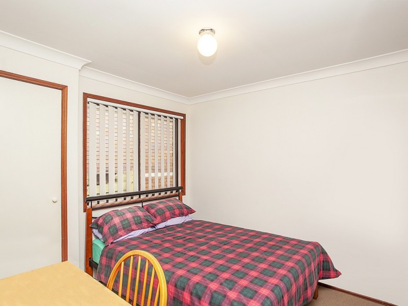 4 Carlton Court, Arundel QLD 4214