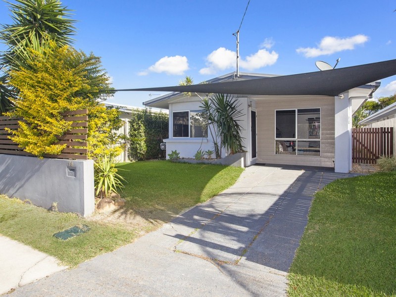 96 Nobby Parade, Miami QLD 4220