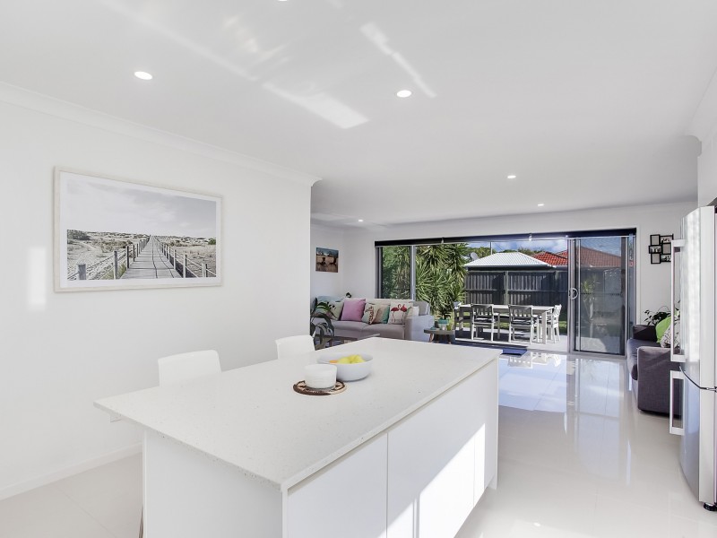 96 Nobby Parade, Miami QLD 4220