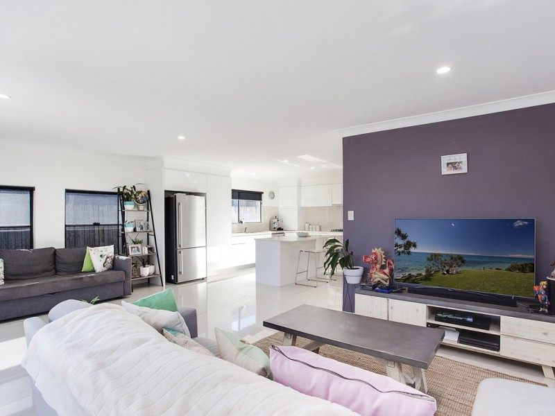 96 Nobby Parade, Miami QLD 4220