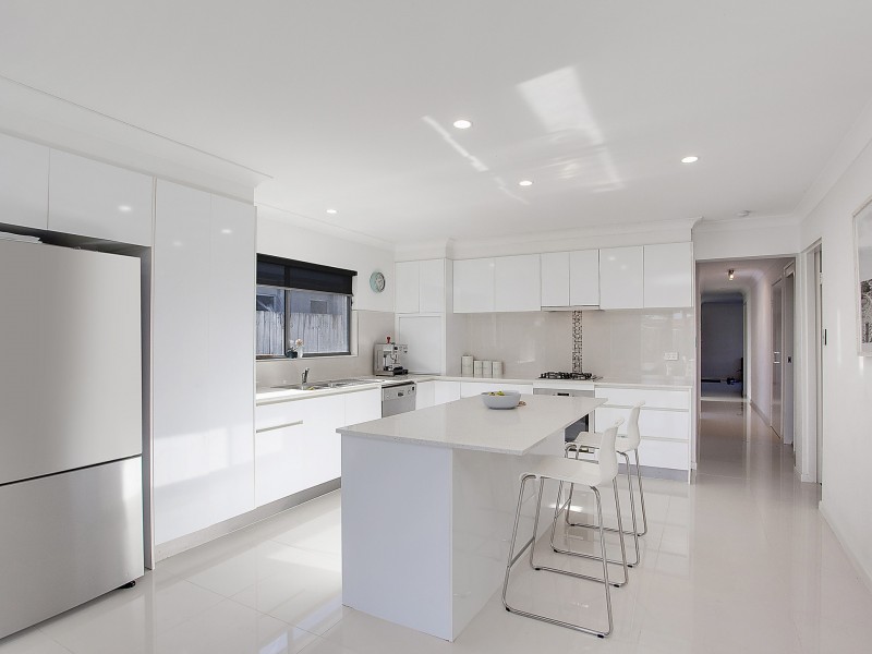 96 Nobby Parade, Miami QLD 4220