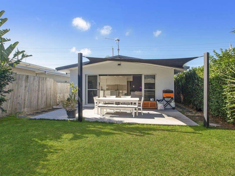 96 Nobby Parade, Miami QLD 4220