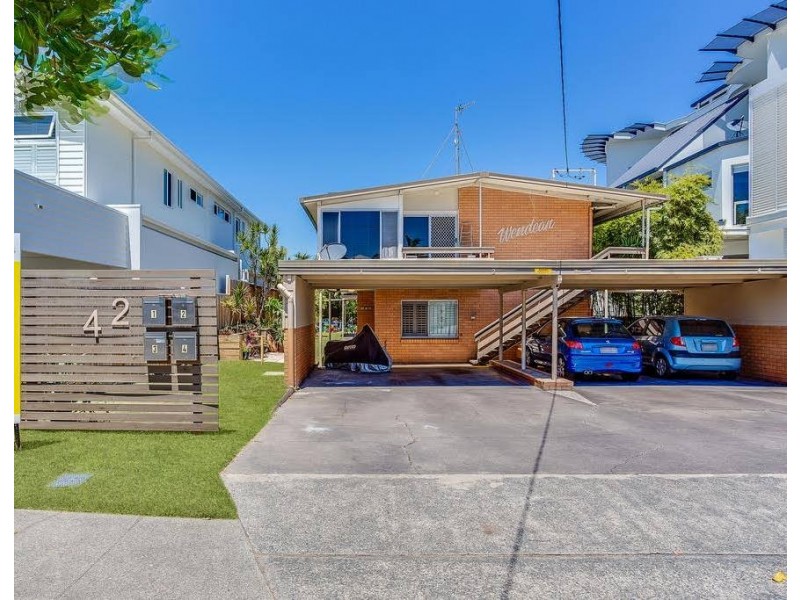 2/42 Tamborine Street, Mermaid Beach QLD 4218