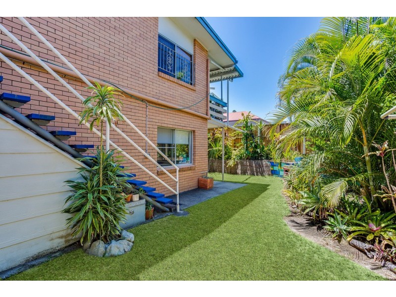 2/42 Tamborine Street, Mermaid Beach QLD 4218