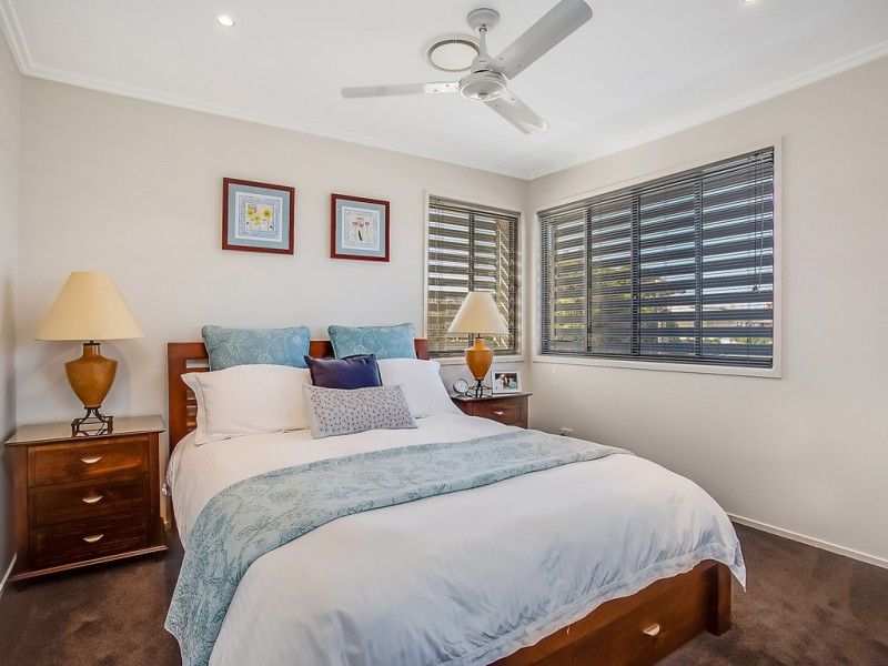 1/12 Nobby Parade, Miami QLD 4220