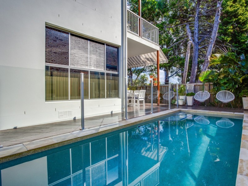 1/12 Nobby Parade, Miami QLD 4220