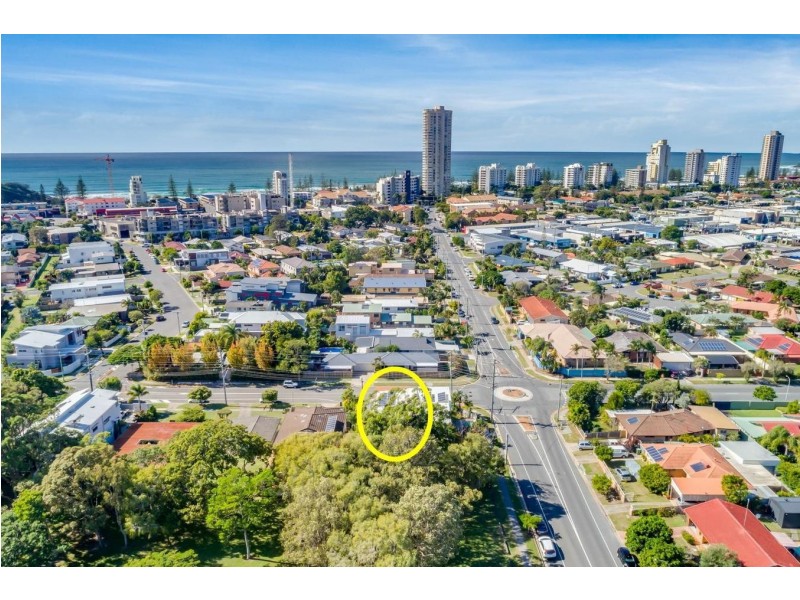 1/12 Nobby Parade, Miami QLD 4220