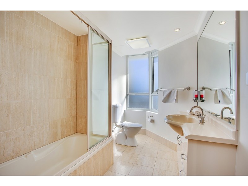 5C/3 Second Avenue, Burleigh Heads QLD 4220