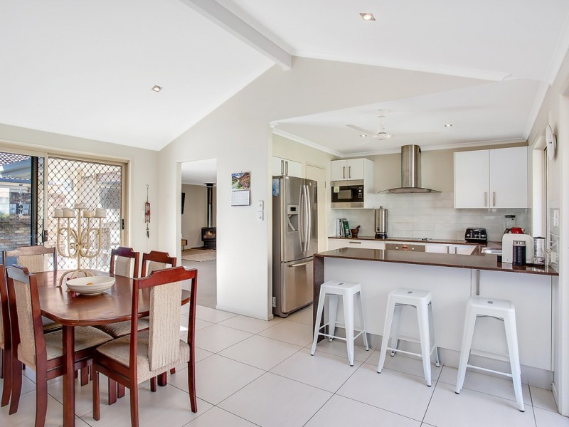 5 Prinia Place, Burleigh Waters QLD 4220