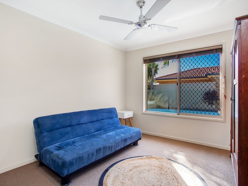 5 Prinia Place, Burleigh Waters QLD 4220