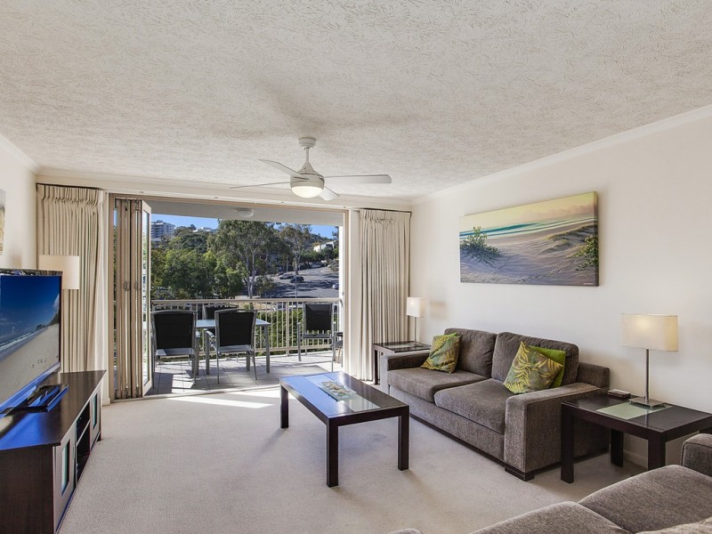 29/4 Park Avenue, Burleigh Heads QLD 4220