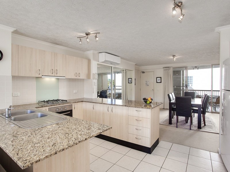 29/4 Park Avenue, Burleigh Heads QLD 4220