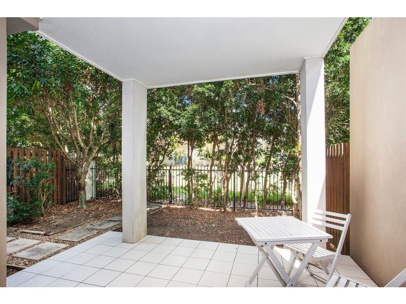 21 Riverwalk Avenue, Robina QLD 4226