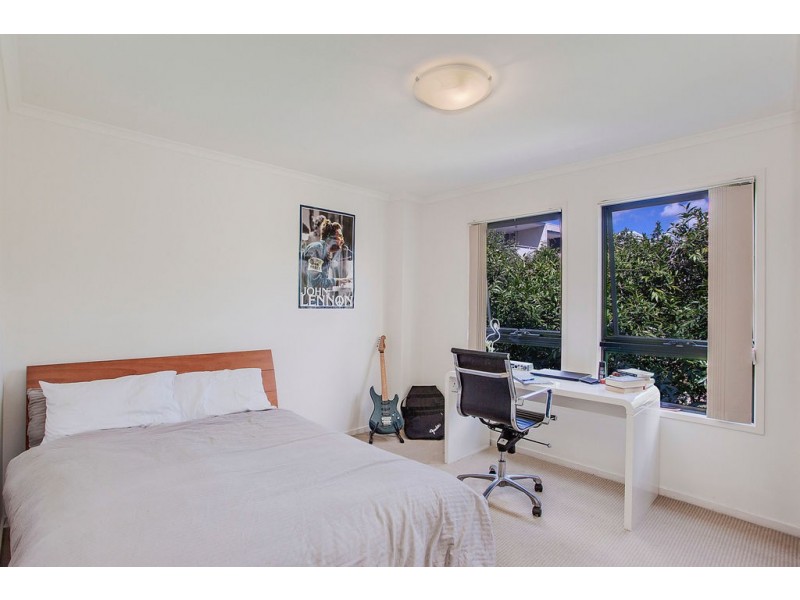 21 Riverwalk Avenue, Robina QLD 4226