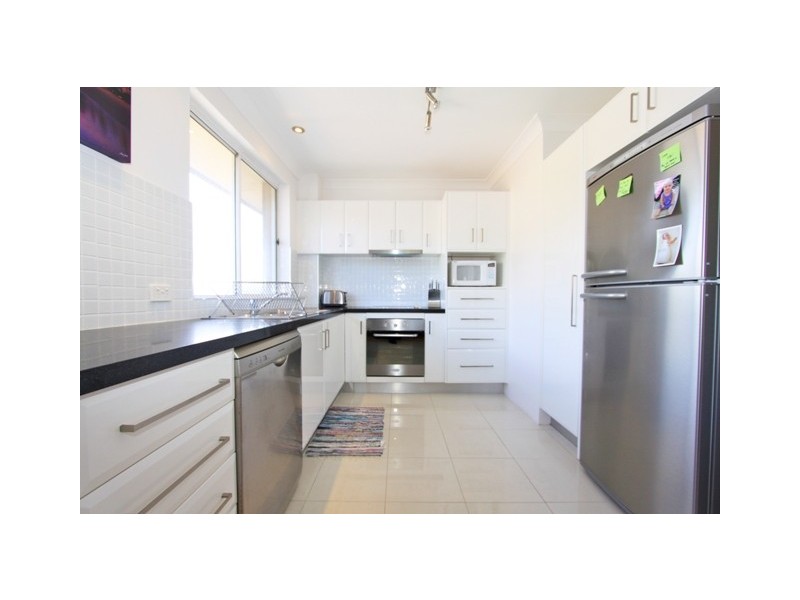 16/29 West Burleigh Road, Burleigh Heads QLD 4220