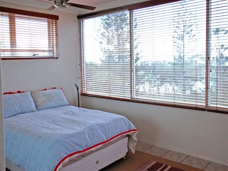 49/50-60 The Esplanade, Burleigh Heads QLD 4220