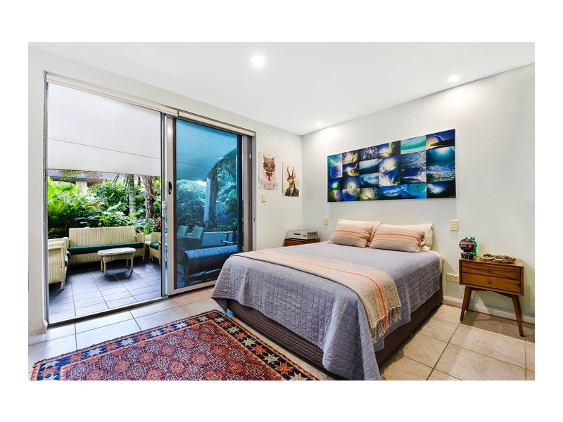 1/78 The Esplanade, Burleigh Heads QLD 4220