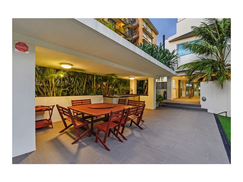 1/78 The Esplanade, Burleigh Heads QLD 4220