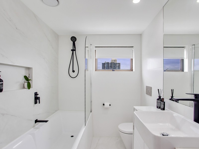 1101/1855 Gold Coast Highway, Burleigh Heads QLD 4220