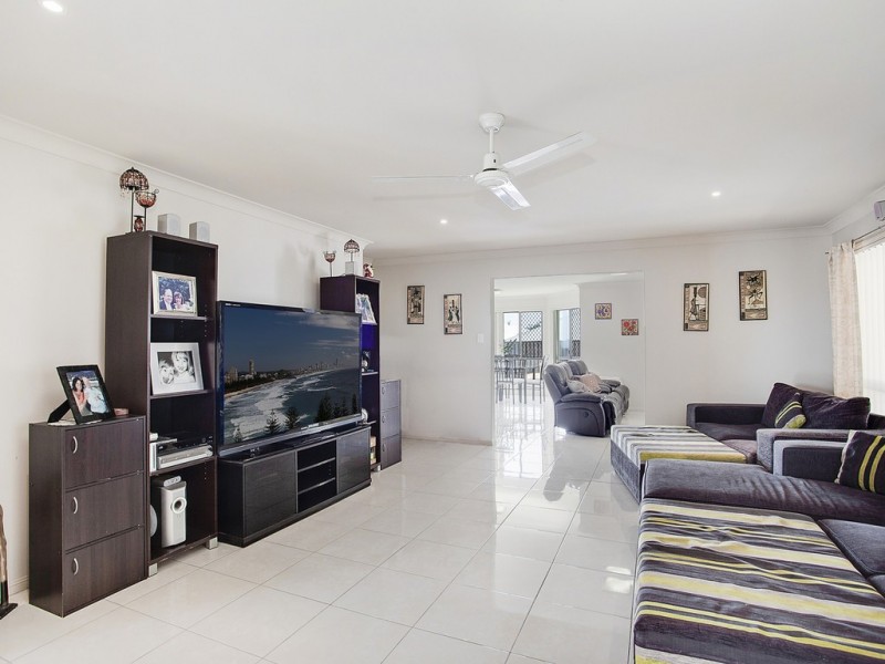 16 Barden Ridge Road, Reedy Creek QLD 4227