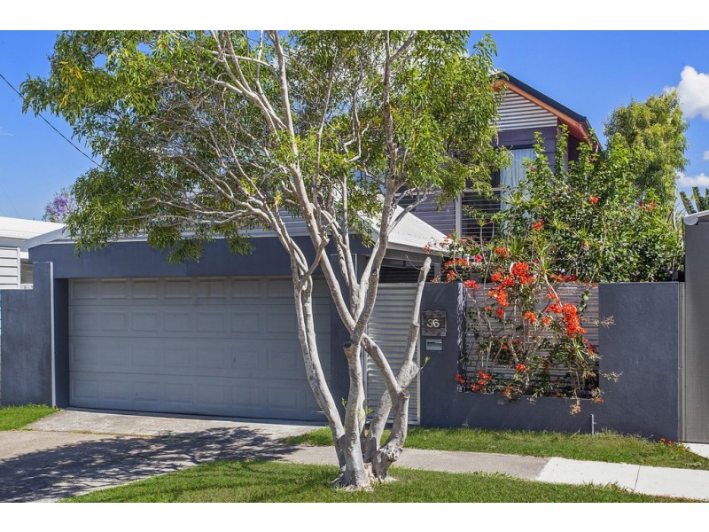 36 Paradise Avenue, Miami QLD 4220