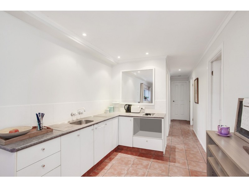 36 Paradise Avenue, Miami QLD 4220