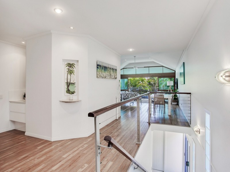 1427 Gold Coast Highway, Palm Beach QLD 4221