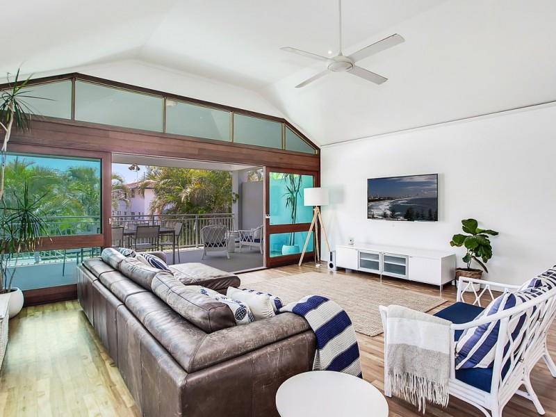 1427 Gold Coast Highway, Palm Beach QLD 4221