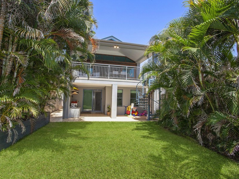 1427 Gold Coast Highway, Palm Beach QLD 4221