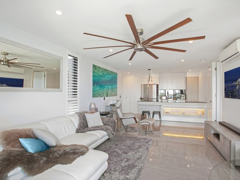 99/70-72 The Esplanade, Burleigh Heads QLD 4220