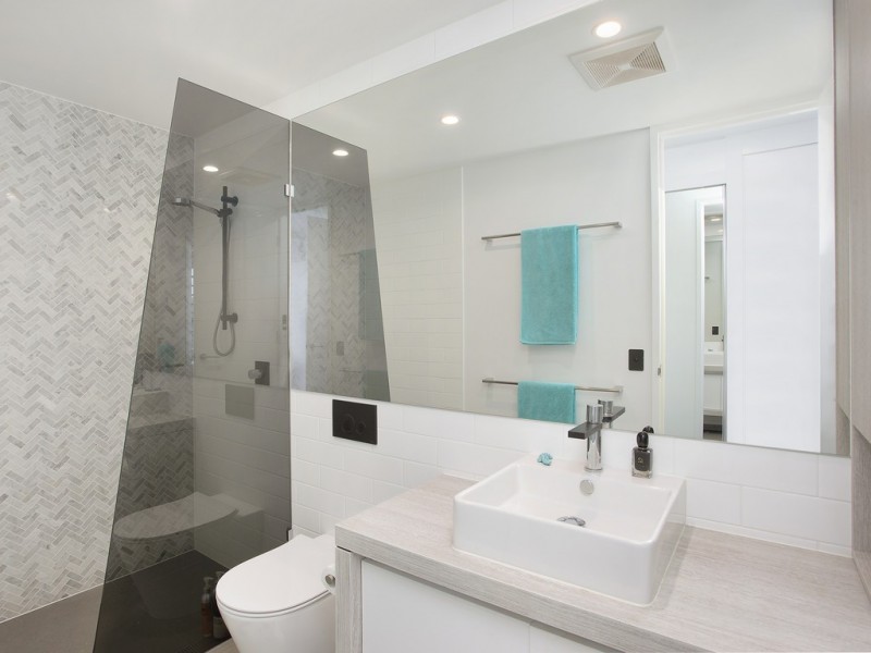 99/70-72 The Esplanade, Burleigh Heads QLD 4220