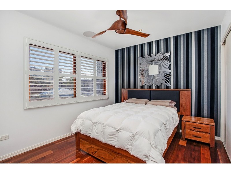 2/2 Cedar Court, Burleigh Heads QLD 4220