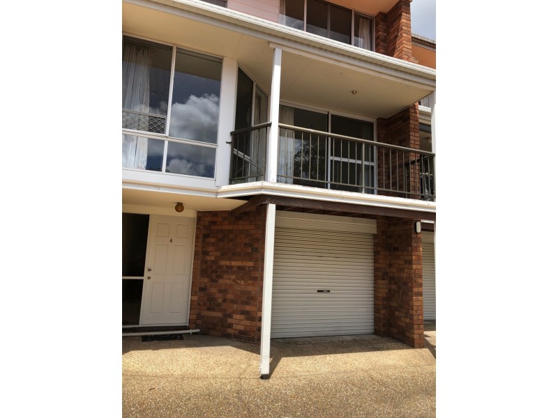 4/15 Martin Street, Nerang QLD 4211