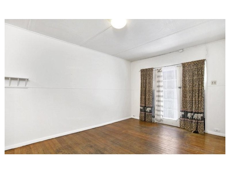 4 Haig Street, Coolangatta QLD 4225