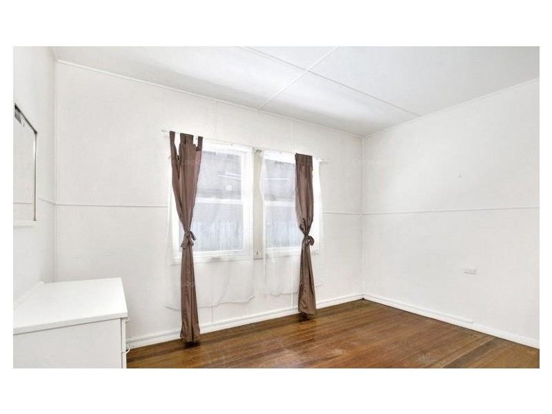 4 Haig Street, Coolangatta QLD 4225