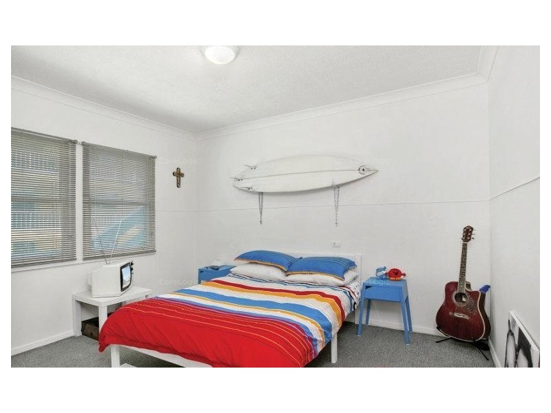 4 Haig Street, Coolangatta QLD 4225