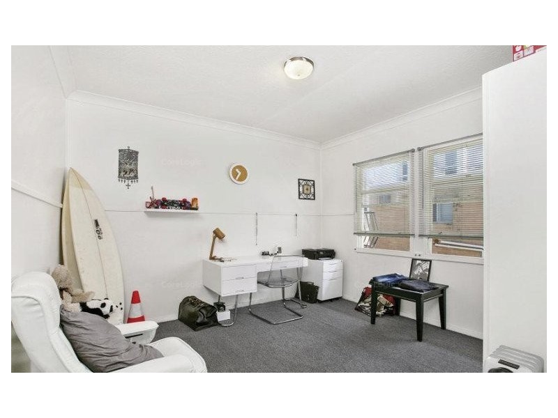 4 Haig Street, Coolangatta QLD 4225