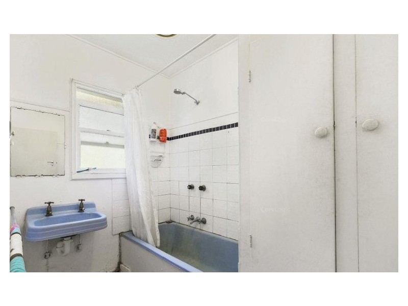 4 Haig Street, Coolangatta QLD 4225